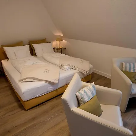 Luuward 3 Sterne Superior 宾馆 文尼斯塔特